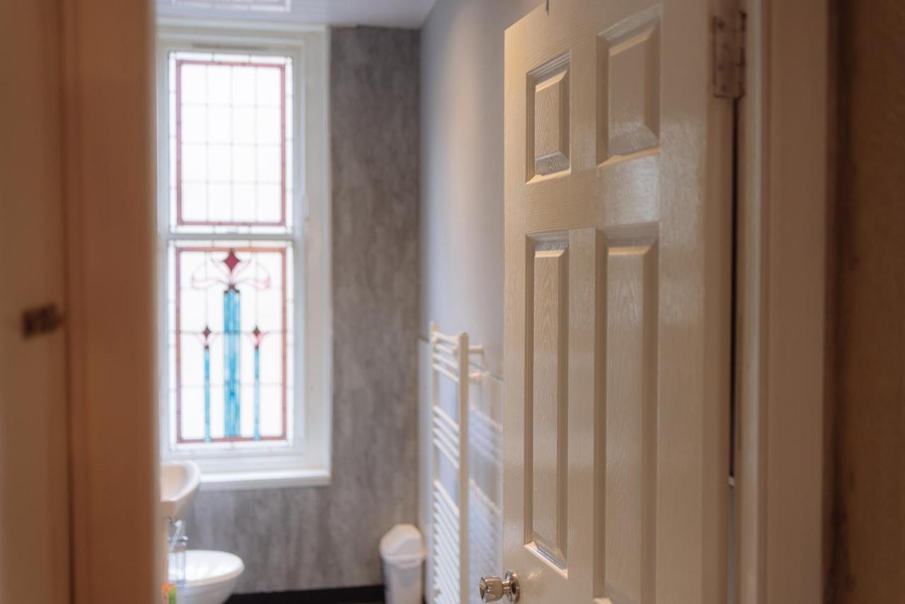 Bright Modern 2-Bed Serviced Apartments In Heart Of West End Sse Hydro Botanic Gardens Глазгоу Екстериор снимка
