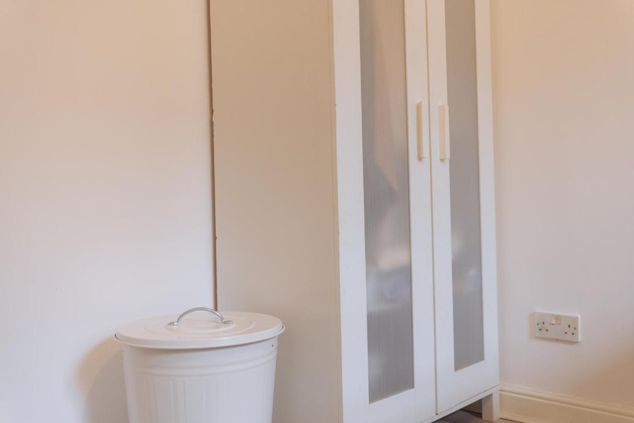 Bright Modern 2-Bed Serviced Apartments In Heart Of West End Sse Hydro Botanic Gardens Глазгоу Екстериор снимка